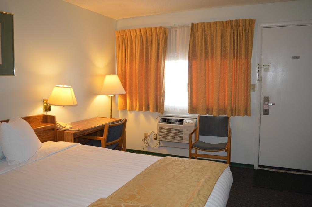 Circle 5 Motel Olds Bilik gambar